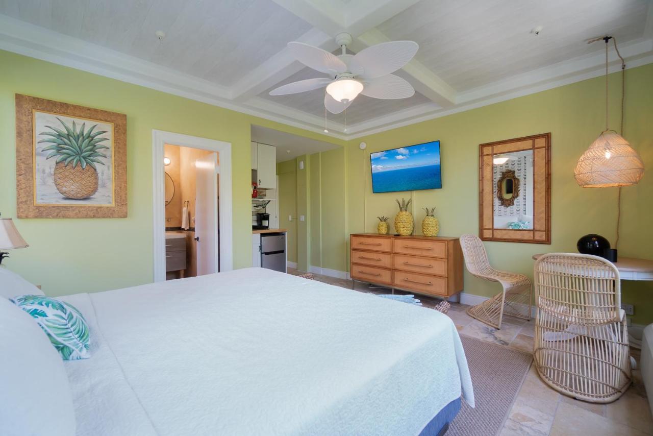 Palm Beach Island Condominiums エクステリア 写真